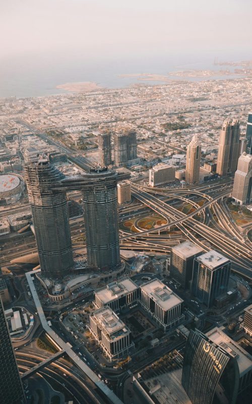 Il tennis di lusso nella città del futuro — immagine 8