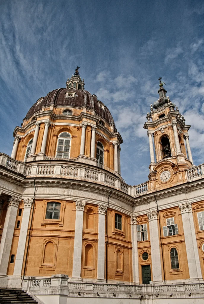 8 sotto il tetto di Torino